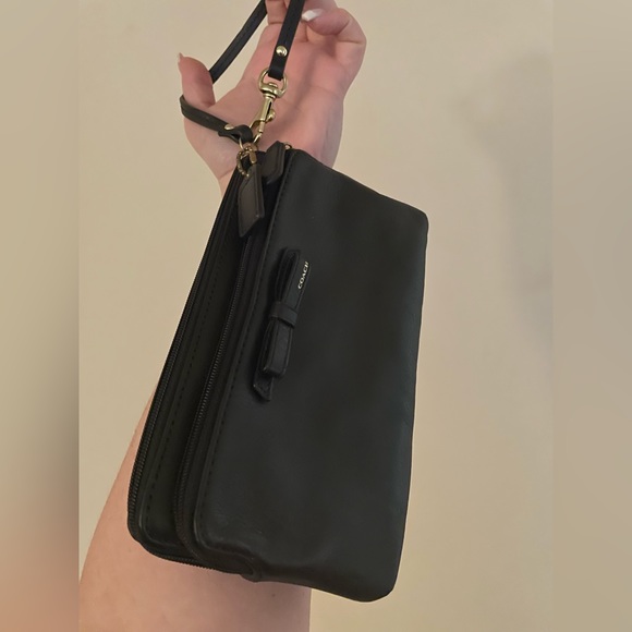Coach black leather wristlet. - Picture 4 of 4